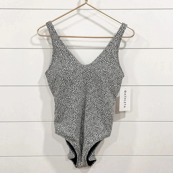 NWT Athleta Seychellles Textured One Piece Size Medium - Picture 4 of 12